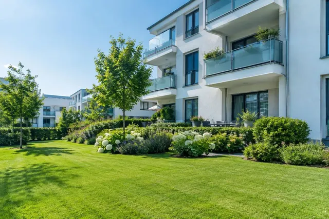 Garten- und Grünflächenpflege – Symbolbild