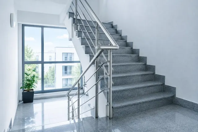 Treppenhausreinigung – Symbolbild